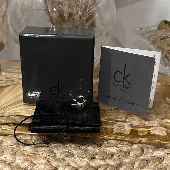 New Calvin Klein Black size 6  and Silver Ring Set - Picture 1 of 3
